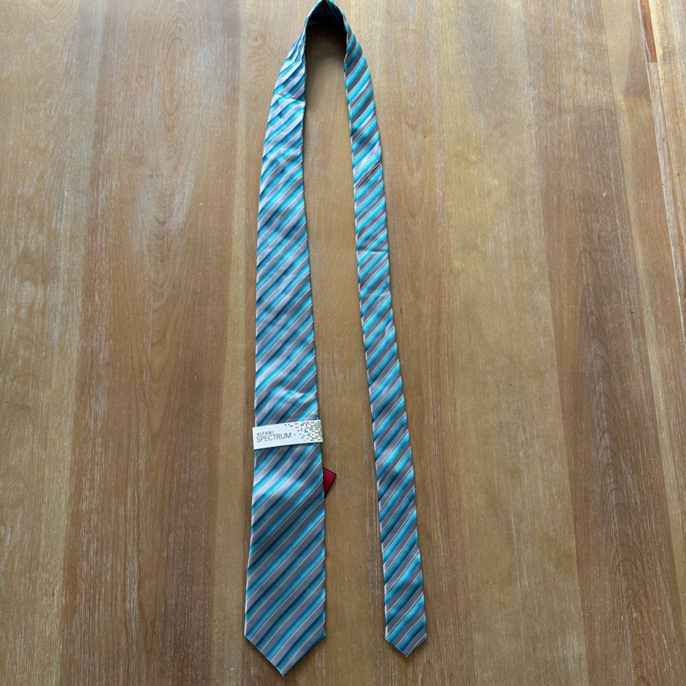NWT - Men’s Teal and Gray Silk Tie